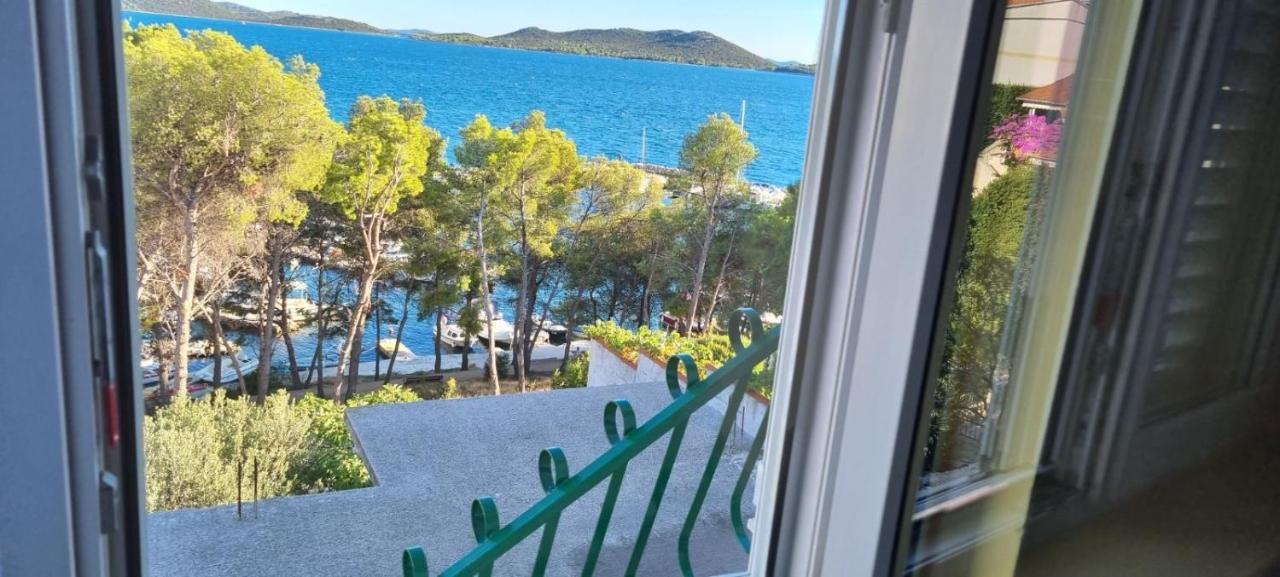 Apartman "Cvita" Drage Esterno foto