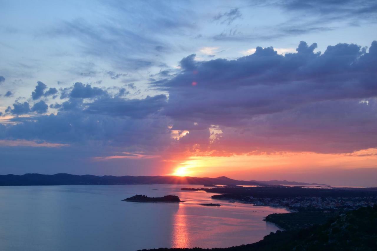 Apartman "Cvita" Drage Esterno foto